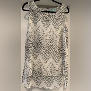 Chris and Carol sheer,ladies, high low shirt.